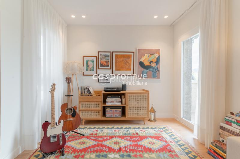 Foto f752d262-10fe-484f-986d-fc42d0f6a2d1. Dúplex duplex recien reformado avda lidon- ref p00549 en Castellón de la Plana