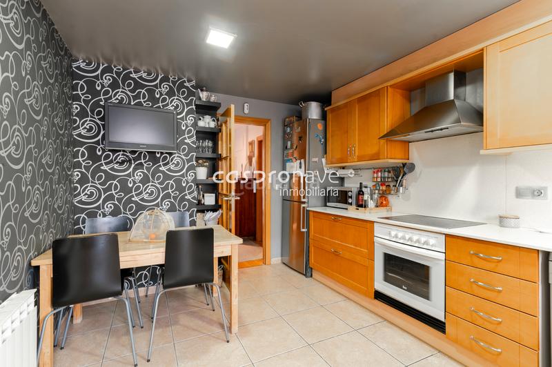 Foto f66d7366-c8fc-4033-81ab-75b86a4eb11c. Maison jumelée avec chauffage dans Casco Antiguo-Darremur Almazora / Almassora