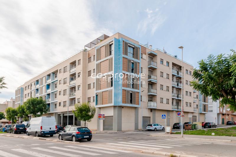 Foto 6f17c0c0-89f2-4f1a-9a39-c09890ab729e. Flat with parking in Centro Almazora / Almassora