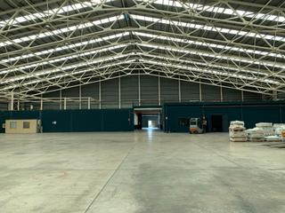 Lloguer Nau industrial a Avenida Alemania-Italia. Nave de grandes dimensiones de 5800m2 en poligono industrial con