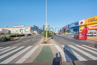 Miete Fabrikhalle in Camino pi gros 10. Nave industrial de 600m en primera línea y fachada a dos calles