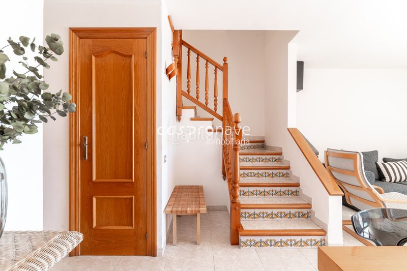 Foto fd3dd1ce-4492-45b3-ba23-b61964ac20e8. Casa adossada amb xemeneia aparcament a Playa-Ben Afeli Almazora / Almassora