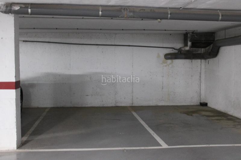 Foto 3d9fa08d-5f78-4711-a805-a435aa201027. Parking coche en Oliva pueblo Oliva