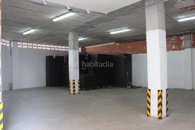 Foto 9ae12aba-6cf4-4f95-a74d-20aba8cf20d9. Geschäftsraum in Oliva pueblo Oliva