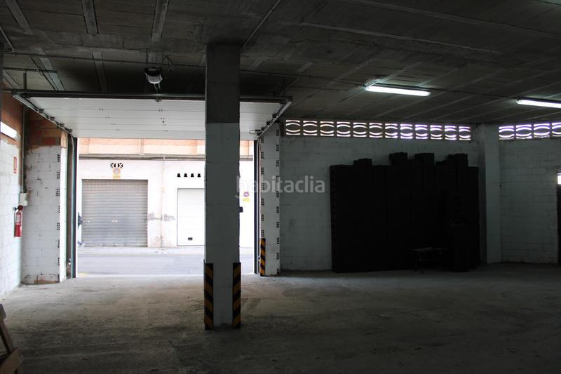 Foto c5f7f163-7fcf-4fb9-81f3-1b3ede894d28. Geschäftsraum in Oliva pueblo Oliva