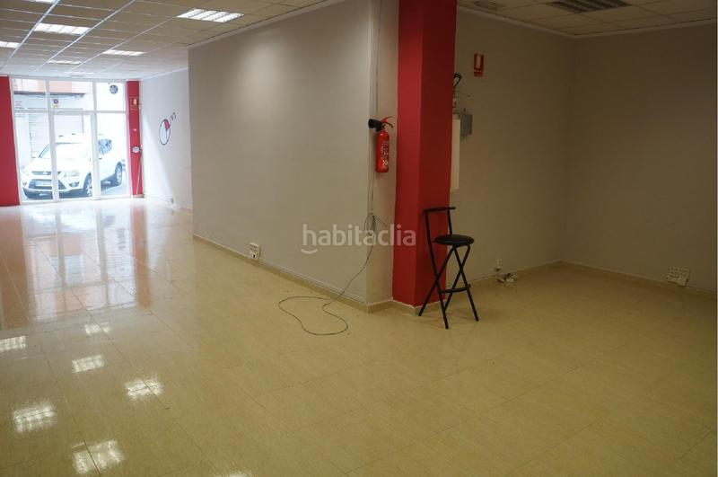 Foto 0c2db4aa-96c9-499d-9231-f754a58d2f2e. Geschäftsraum in Oliva pueblo Oliva