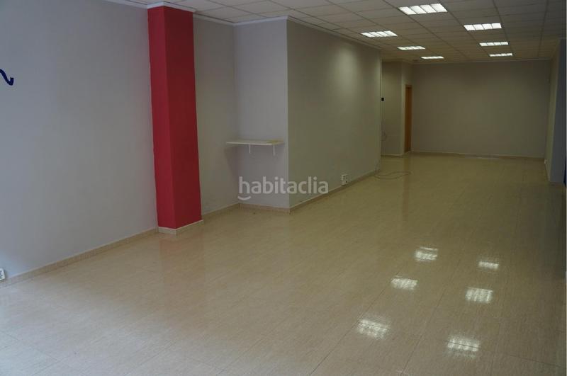 Foto 46050e62-cd2c-4943-bd97-820138eac409. Local comercial a Oliva pueblo Oliva