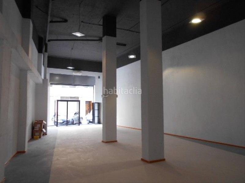 Foto dd8b3167-3d76-4084-82cd-84c6c119fcc0. Local comercial en Oliva pueblo Oliva