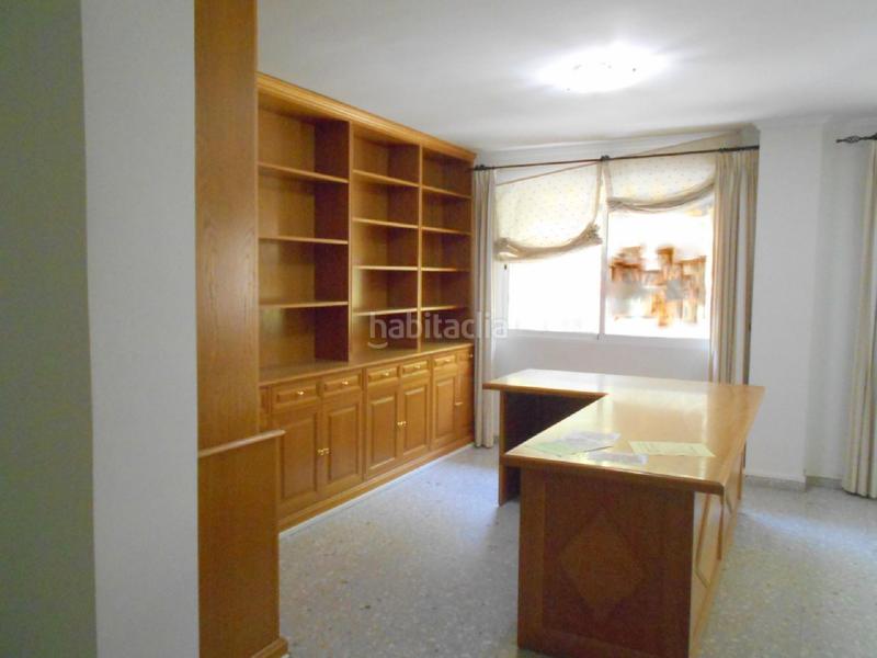 Foto 25dc5a2e-10b7-438d-86e1-cbdc7dcdbc53. Local commercial dans Oliva pueblo Oliva