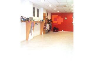 Local Comercial en Oliva Pueblo