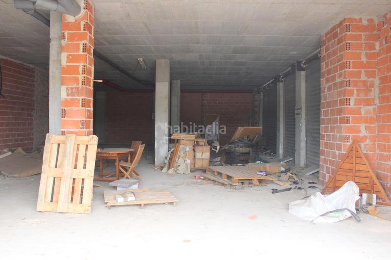 Foto b0d4d898-02cc-41c1-ba6d-8adaf0f8cf8f. Local comercial en Oliva pueblo Oliva