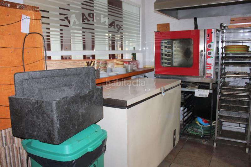 Foto c8a3aae0-71ed-443e-b318-89accabb3ae5. Local comercial en Oliva playa Oliva