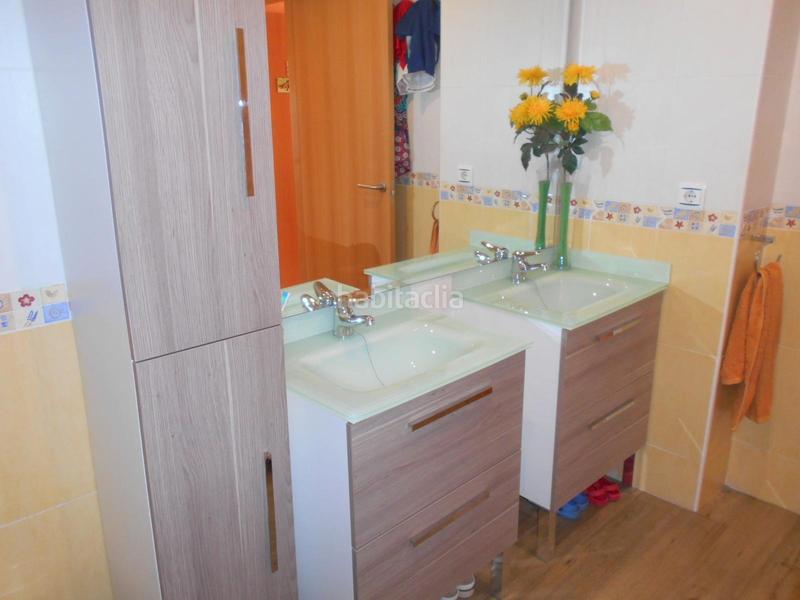 Foto c7c184e0-e04d-45e1-b321-db1d85178de7. Alquiler piso en Oliva pueblo Oliva