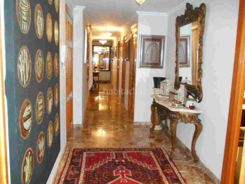 Foto 1e18ab90-88d7-4352-82cc-1a14e151e472. Edificio in Oliva pueblo Oliva