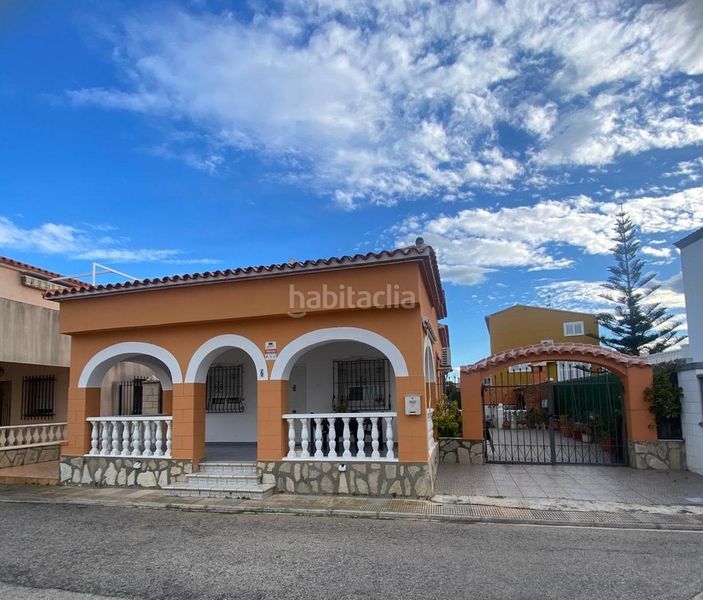 Foto 0861967b-fd59-4a43-9ff0-126d908749cf. Casa amb calefacció aparcament a Oliva playa Oliva