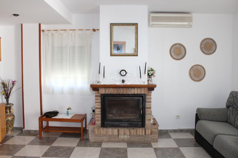 Foto a300a1c0-61d3-4cf1-88df-7981bc08d905. Casa amb calefacció aparcament a Oliva playa Oliva