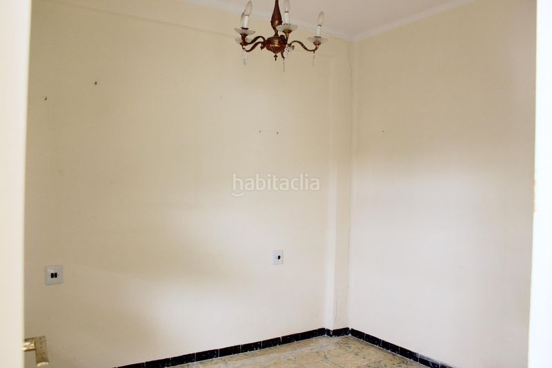 Foto 22a1b55e-137e-4dd2-b6f6-4eb0f19f9e40. Apartament amb aparcament a Piles