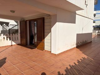 Location Rez-de-chaussée à Oliva Playa