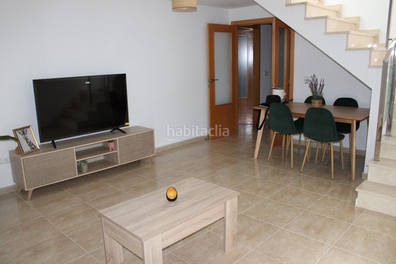 Foto b3a0c00f-99d3-455e-a3ba-42556bc0eb04. Lloguer dúplex a Beniarjó