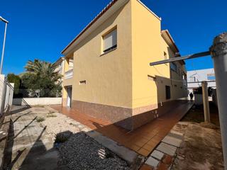 Chalet in Carrer vela