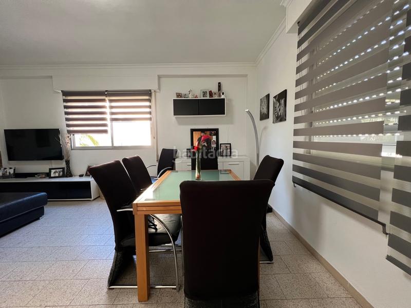 Foto 1a68c9c3-cb72-4bf4-b416-6940b2110484. Chalet en carrer vela en Oliva playa Oliva