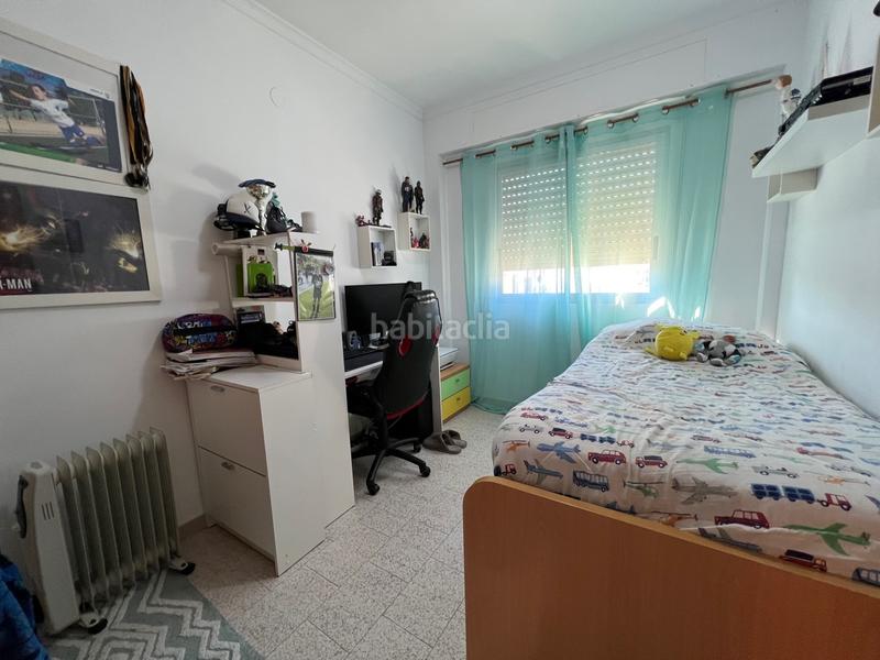 Foto 78e58e7f-b3b3-45de-b315-98db0d4518bd. Chalet en carrer vela en Oliva playa Oliva