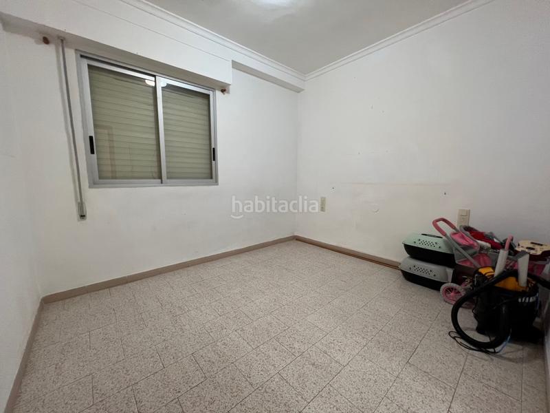 Foto e8fae29e-f149-4e91-bc70-26f10052237c. Chalet en carrer vela en Oliva playa Oliva