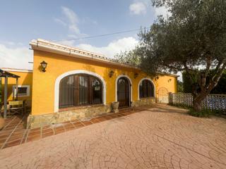Chalet in Camí de les basses