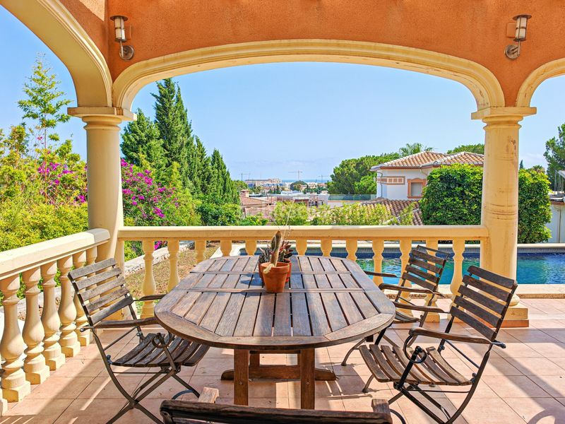 Foto aa345a5d-2de2-4ee3-9821-d70efc04ea44. Chalet en n/a en El Montgó Dénia