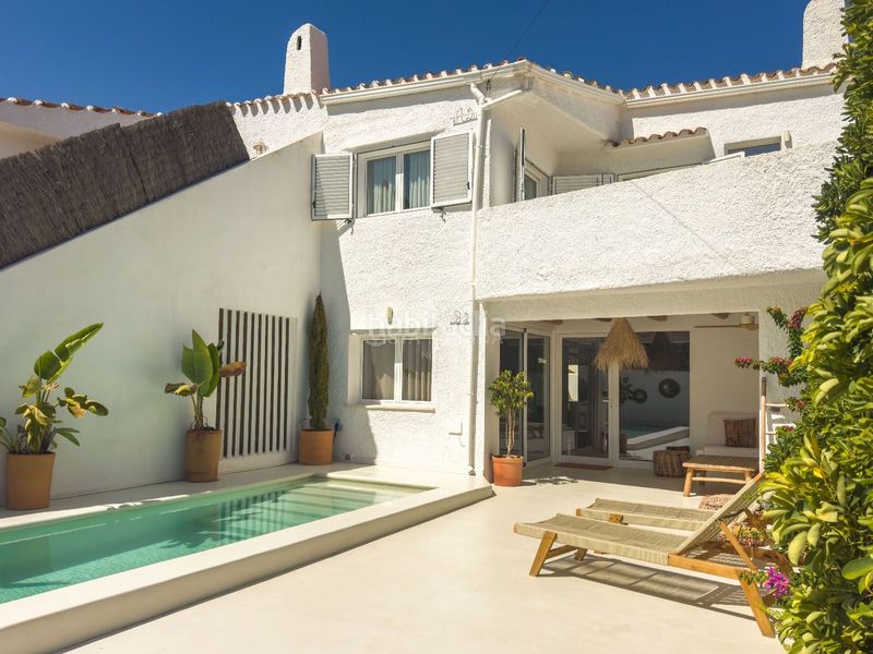 Foto 212a734b-82b4-4b65-8068-20e1746d2d85. Casa adossada amb calefacció piscina a Les Bassetes - El Marjal Dénia