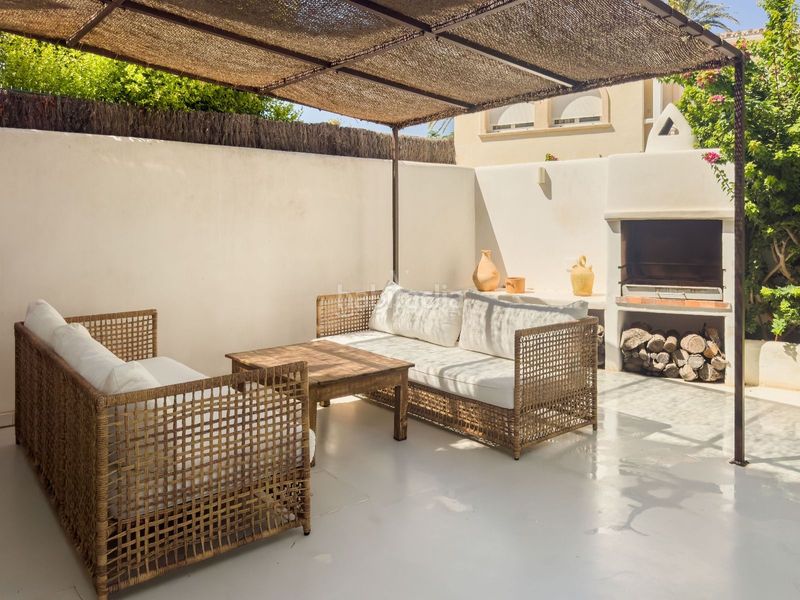 Foto 5e45f5de-f5f2-4a60-ae3f-ff10189e6d48. Casa adossada amb calefacció piscina a Les Bassetes - El Marjal Dénia
