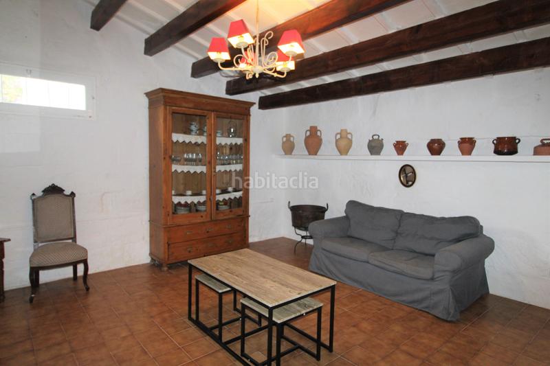 Foto 4f5f93a1-9b90-48a9-8649-d747d1849925. Masia amb xemeneia calefacció aparcament piscina a Es Castell