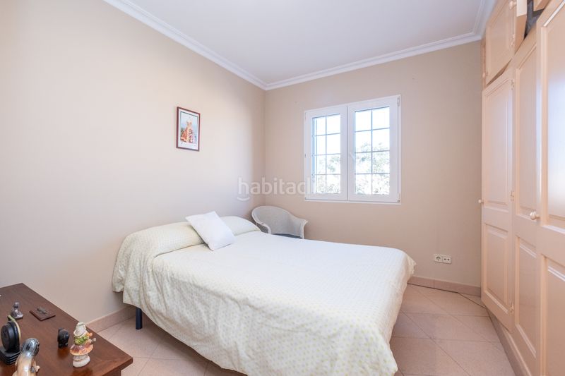 Foto 0ecaab80-f598-487e-9d88-936f36f525a9. Casa adossada amb calefacció aparcament piscina a Maó / Mahón