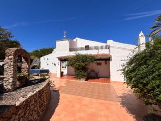 Country house in Trebalúger. Casa de campo en la zona de trebaluger