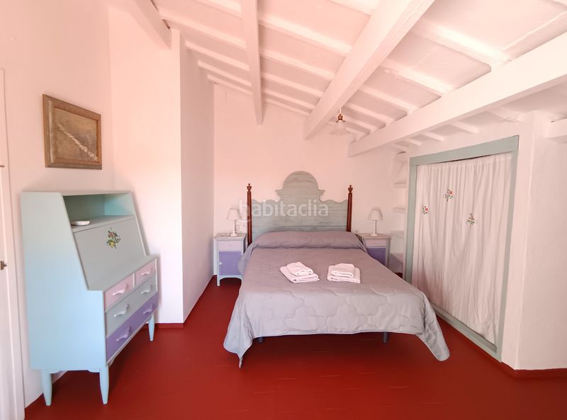 Foto a23c3c30-0bb7-4a95-b5a9-644c134f08f9. Masia amb xemeneia calefacció piscina a Trebalúger Es Castell