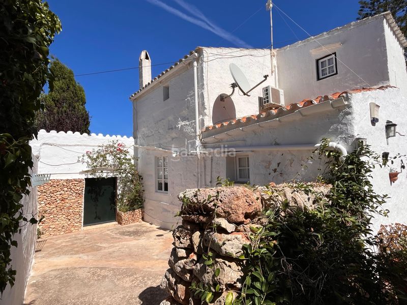 Foto f7cccd67-59d6-48db-b4d9-de739a9c2b14. Masia amb xemeneia calefacció piscina a Trebalúger Es Castell