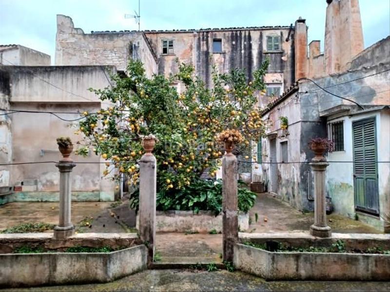 Foto dc1a35b1-be83-4d5e-9325-19127002e64f. Towny house with parking in Felanitx poble Felanitx