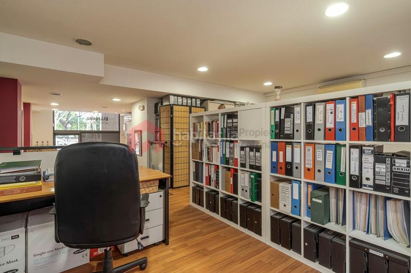 Foto d7ba48ee-6c5f-4025-bf35-1f7ffd30a48f. Business premise in St. Pere - Sta. Caterina - El Born Barcelona