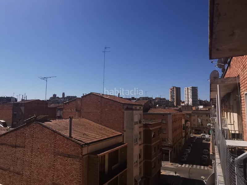 Foto 0edbd51b-46f3-4652-b8d7-08a352f5bc70. Piso ideal inversores! 3hab en balafia 4a planta sin ascensor en Lleida