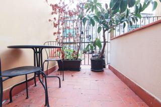 Studiowohnung in El Poble Sec - Parc de Montjuïc. Estudio en poblesec a reformar con terraza, cerca de metro paral