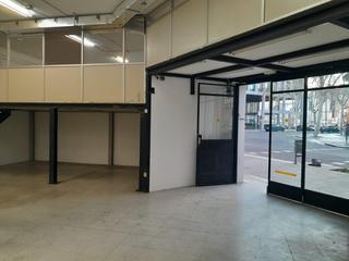 Lloguer Local Comercial a El Parc i la Llacuna del Poblenou. Local comercial en barcelona, zona 22 de 225 m2. de superficie