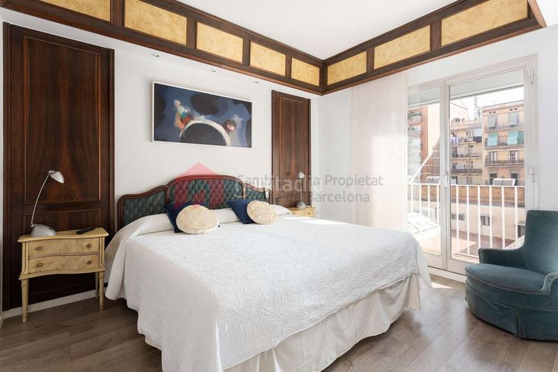 Foto 7d539ae3-7210-42c3-aaf2-2f9e32554f6a. Piso  muy tranquilo en muntaner esquina consejo de ciento 139 m2 4habitaciones 2 baños. en Barcelona