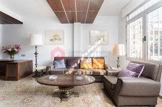 Flat in L´Antiga Esquerra de l´Eixample. Piso muy tranquilo en muntaner esquina consejo de ciento 139 m2