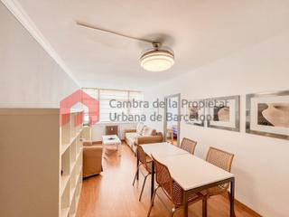 Appartement à Tres Torres. Piso en zona prime de 2 habitaciones en rda general mitre con av