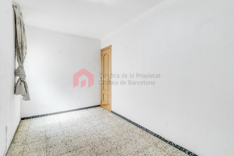 Foto 2cfb3a7e-9be1-4b52-87de-a0d170686e0b. Piso ático de 4 habitaciones con 60 m de terrazas en el centro de santa coloma en Santa Coloma de Gramenet