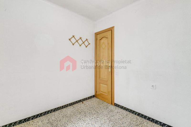 Foto 9b1be9cc-164c-4682-abb2-0537db81d9b2. Piso ático de 4 habitaciones con 60 m de terrazas en el centro de santa coloma en Santa Coloma de Gramenet