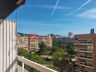 Appartement à Barri de les Corts. Piso exterior recién reformado en calle numancia. de 82 m2