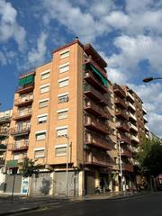 Location Appartement à Mariola. Piso de 3 habitaciones en la plaça dels pagesos