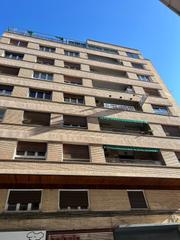 Piso en Instituts-Universitat. Gran piso de 4 habitaciones en la zona alta de lleida