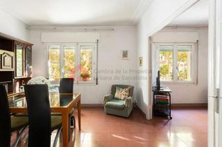 Pis  Calle d'europa. Vivienda exterior en finca señorial, 99 m en ceuropa esquina cga